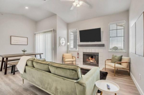 Hot Tub-Balcony-King-Parking-Hill AFB-Davis CC